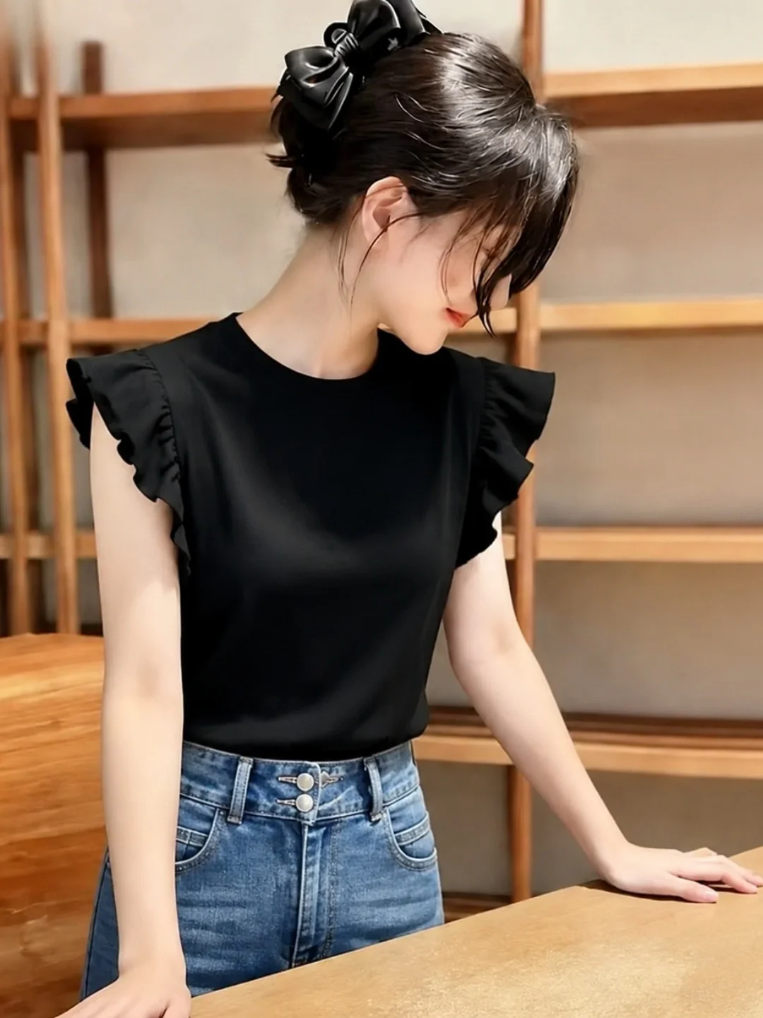 Fashionable T-Shirt with Lace Sleeves round Neck Commute Slim Fit Summer Top Elegant Style Casual Wear for Women
Fashionable T-Shirt with Lace Sleeves round Neck Commute Slim Fit Summer Top Elegant Style Casual Wear for Women