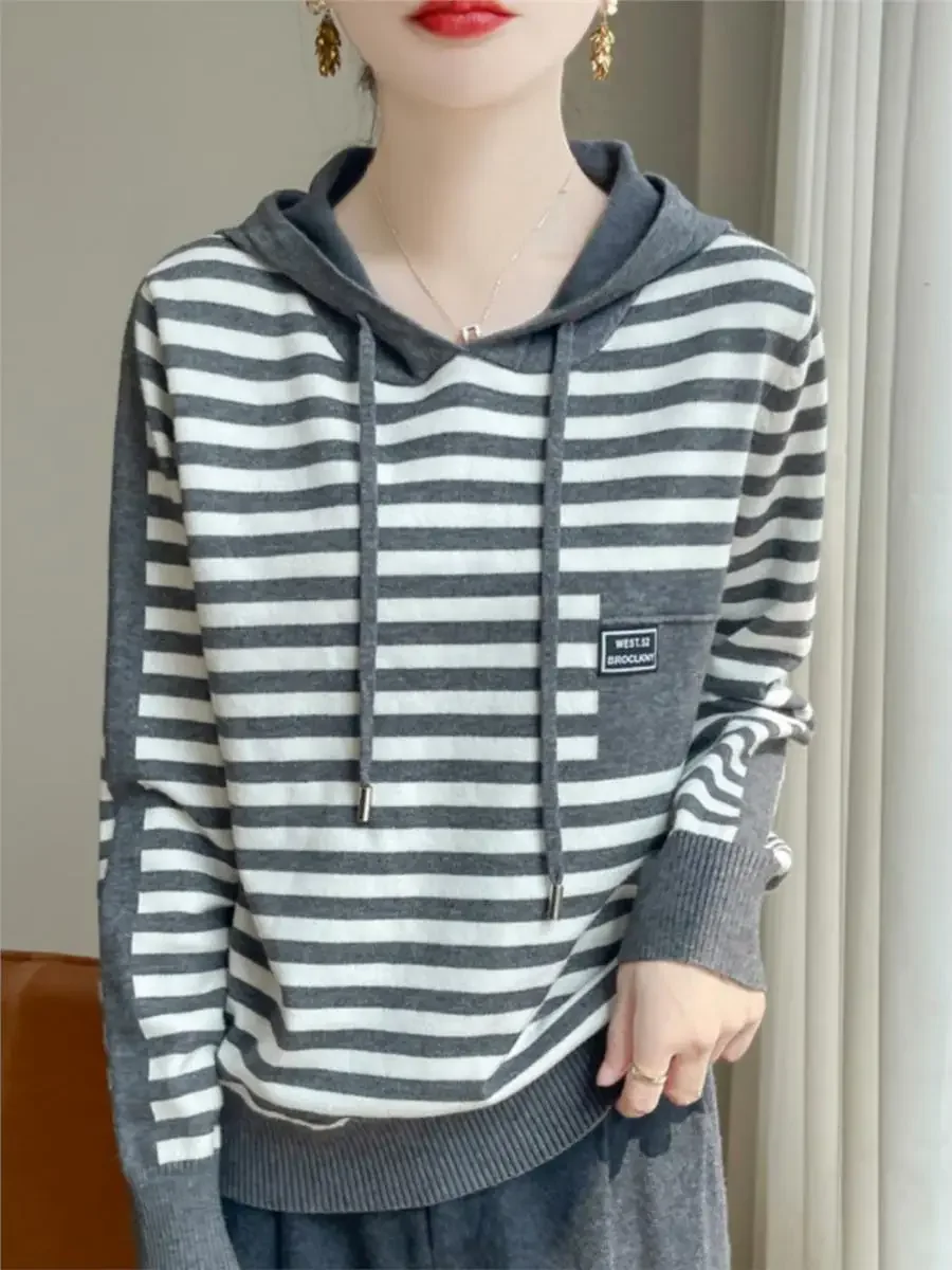 Hooded Women's Sweater Stripe Long Sleeve Autumn Winter Bottoming Shirt Solid Casual Pullovers Knit Tops Korean Fashion Jumpers
Hooded Women's Sweater Stripe Long Sleeve Autumn Winter Bottoming Shirt Solid Casual Pullovers Knit Tops Korean Fashion Jumpers