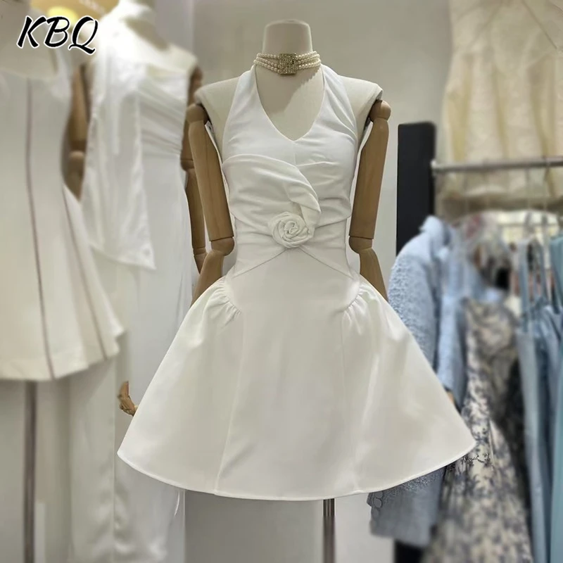 KBQ Solid Spliced Appliques Slimming Chic Dresses For Women Halter Sleeveless Spliced Folds A Line Dress Female Fashion Style
KBQ Solid Spliced Appliques Slimming Chic Dresses For Women Halter Sleeveless Spliced Folds A Line Dress Female Fashion Style