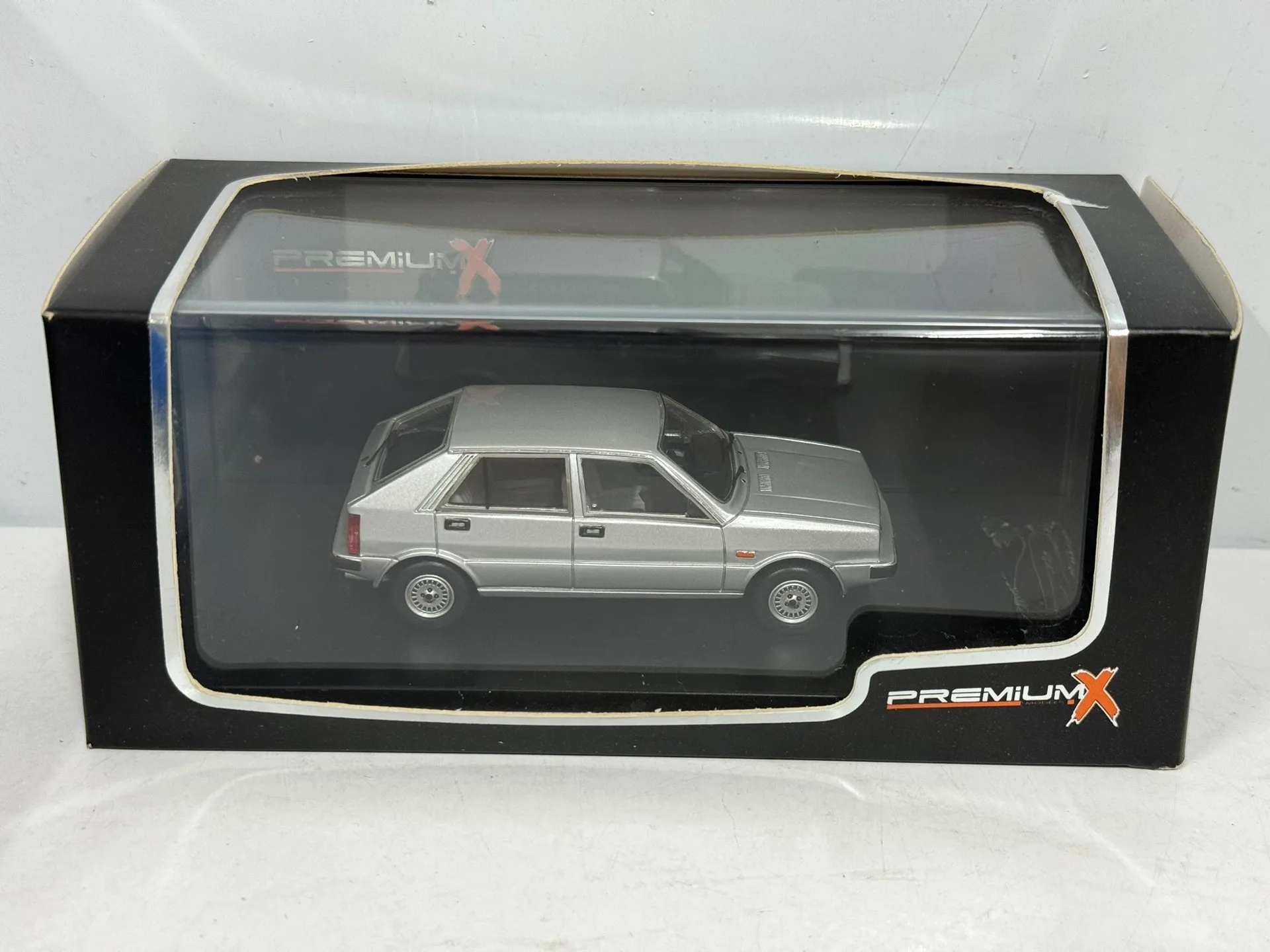 Diecast Premium X 1/43 Scale SAAB LANCIA 600 GLS Alloy Car Model Collectible Toy Gift Souvenir Display Ornament
Diecast Premium X 1/43 Scale SAAB LANCIA 600 GLS Alloy Car Model Collectible Toy Gift Souvenir Display Ornament