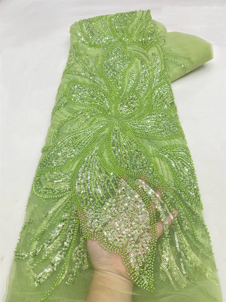 African Sequins Pearls Lace Fabric 2026 High Quality French Heavy Beaded Tulle Lace Fabric Nigeria for Bridal Party Dress XZ6396
African Sequins Pearls Lace Fabric 2026 High Quality French Heavy Beaded Tulle Lace Fabric Nigeria for Bridal Party Dress XZ6396