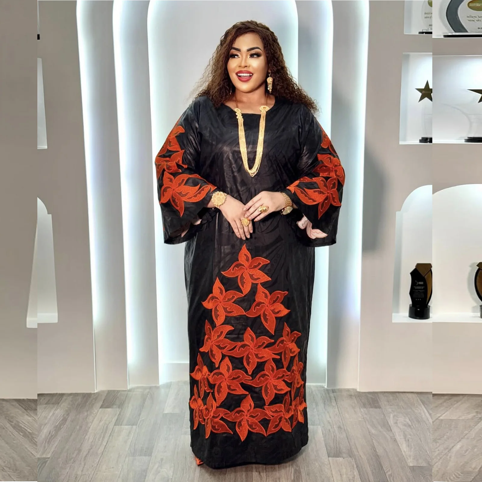 Африканский наряд для женщин, Абая, вышивка, элегантное вечернее церковное платье больших размеров
Африканский наряд для женщин, Абая, вышивка, элегантное вечернее церковное платье больших размеров