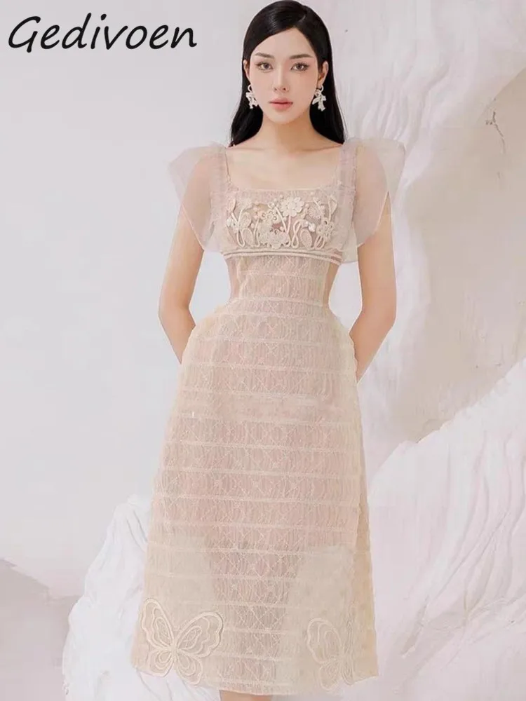 Gedivoen Autumn Fashion Designer Beige Vintage Mesh Dress Women's Square Collar Appliques Embroidery High Waist Slim Long Dress
Gedivoen Autumn Fashion Designer Beige Vintage Mesh Dress Women's Square Collar Appliques Embroidery High Waist Slim Long Dress