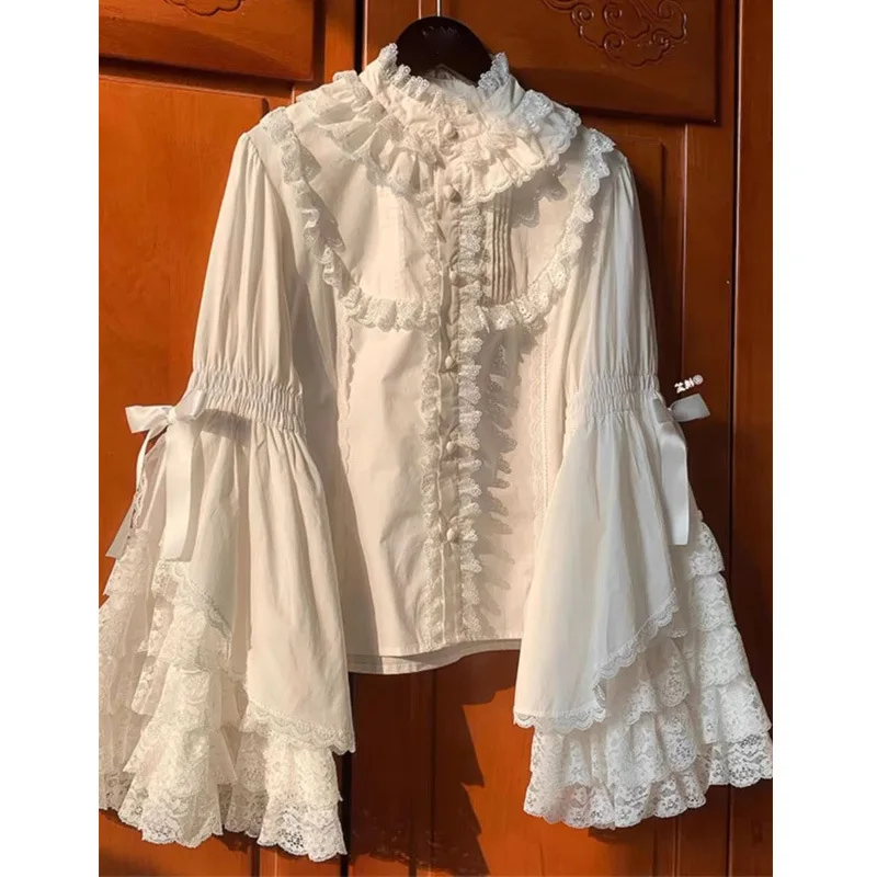 2024 New Autumn Retro White Lace Flared Sleeve Shirt Women's Niche Chic and Beautiful Top Women Shirt Office 365
2024 New Autumn Retro White Lace Flared Sleeve Shirt Women's Niche Chic and Beautiful Top Women Shirt Office 365