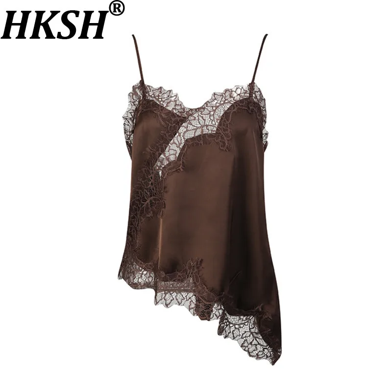 HKSH Лето Новый женский сексуальный камзол Высококачественный кружевной лоскутный асимметричный дизайн Жилет на тонких бретелях Шикарный модный топ на бретелях HK17803
HKSH Лето Новый женский сексуальный камзол Высококачественный кружевной лоскутный асимметричный дизайн Жилет на тонких бретелях Шикарный модный топ на бретелях HK17803