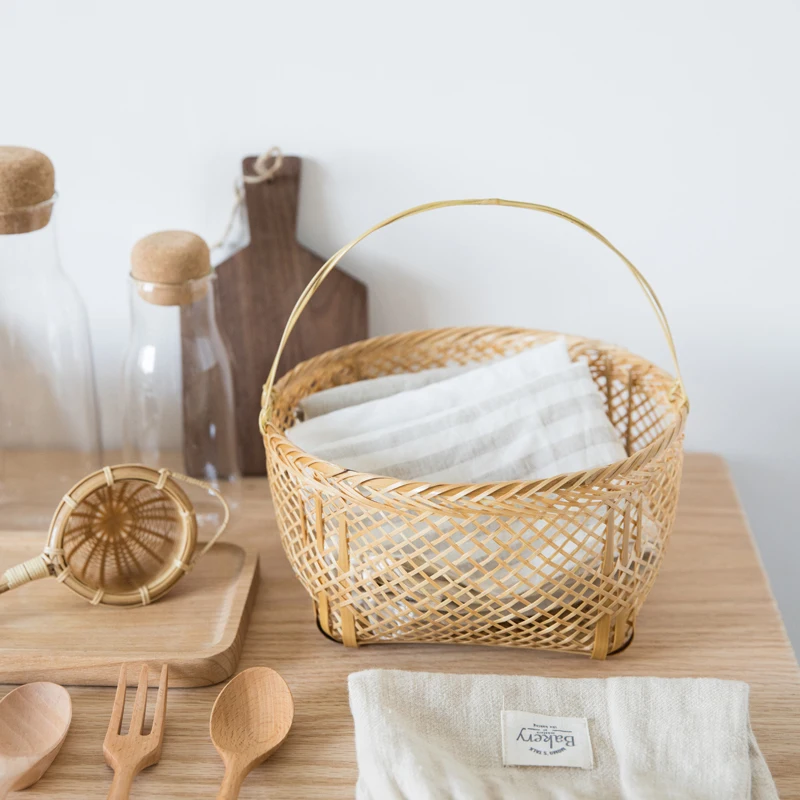 Handcrafted Vintage Bamboo Basket, Kitchen Storage Basket, Vegetable and Fruit Organizer for Home, Dining, and Outdoor Settings
Handcrafted Vintage Bamboo Basket, Kitchen Storage Basket, Vegetable and Fruit Organizer for Home, Dining, and Outdoor Settings