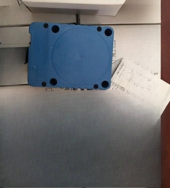 Laser distance sensor DT50-2B215252 Sig distance detection switch
Laser distance sensor DT50-2B215252 Sig distance detection switch