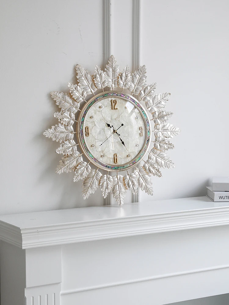 Advanced and luxurious color shell wall clock creative clock decoration wall clock modern and simple home living room silent clo
Advanced and luxurious color shell wall clock creative clock decoration wall clock modern and simple home living room silent clo