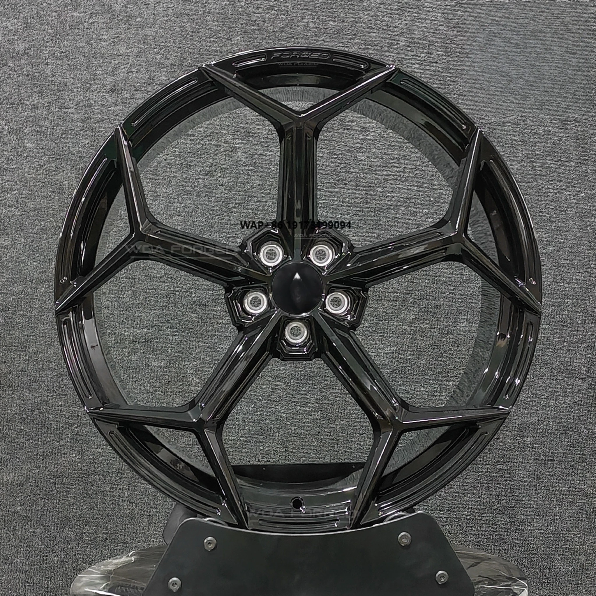Custom Forged Wheel 5x120 5x112 5x114.3 5x115 5x108 5-Hole Car Wheel Hub 17 18 19 20 21 22 23 24 Inch for
Custom Forged Wheel 5x120 5x112 5x114.3 5x115 5x108 5-Hole Car Wheel Hub 17 18 19 20 21 22 23 24 Inch for