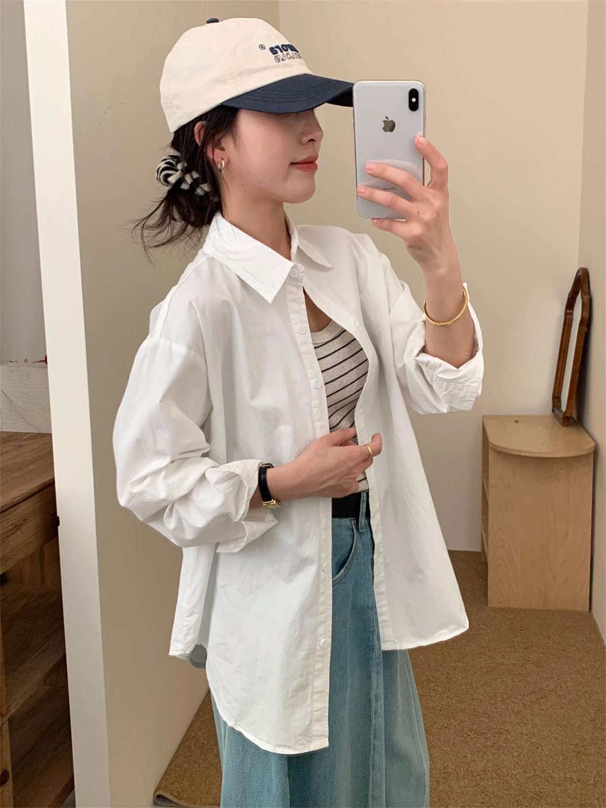 Loose Fit Long Sleeve White Shirt Women's Casual Style Button Detail Airy Cotton Commute Friendly Pure Color Turn-down Collar...
Loose Fit Long Sleeve White Shirt Women's Casual Style Button Detail Airy Cotton Commute Friendly Pure Color Turn-down Collar...