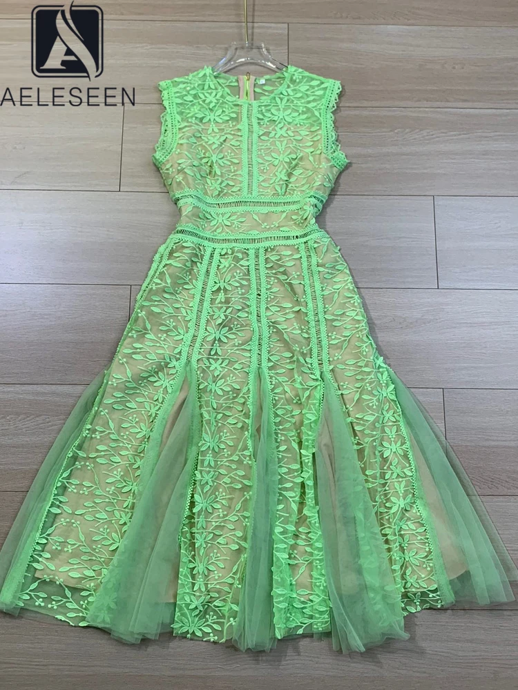 AELESEEN Casual Summer Tank Dress Women Sleeveless High Quality Flower Embroidery Hollow Out Mesh Patchwork Design Fashion
AELESEEN Casual Summer Tank Dress Women Sleeveless High Quality Flower Embroidery Hollow Out Mesh Patchwork Design Fashion