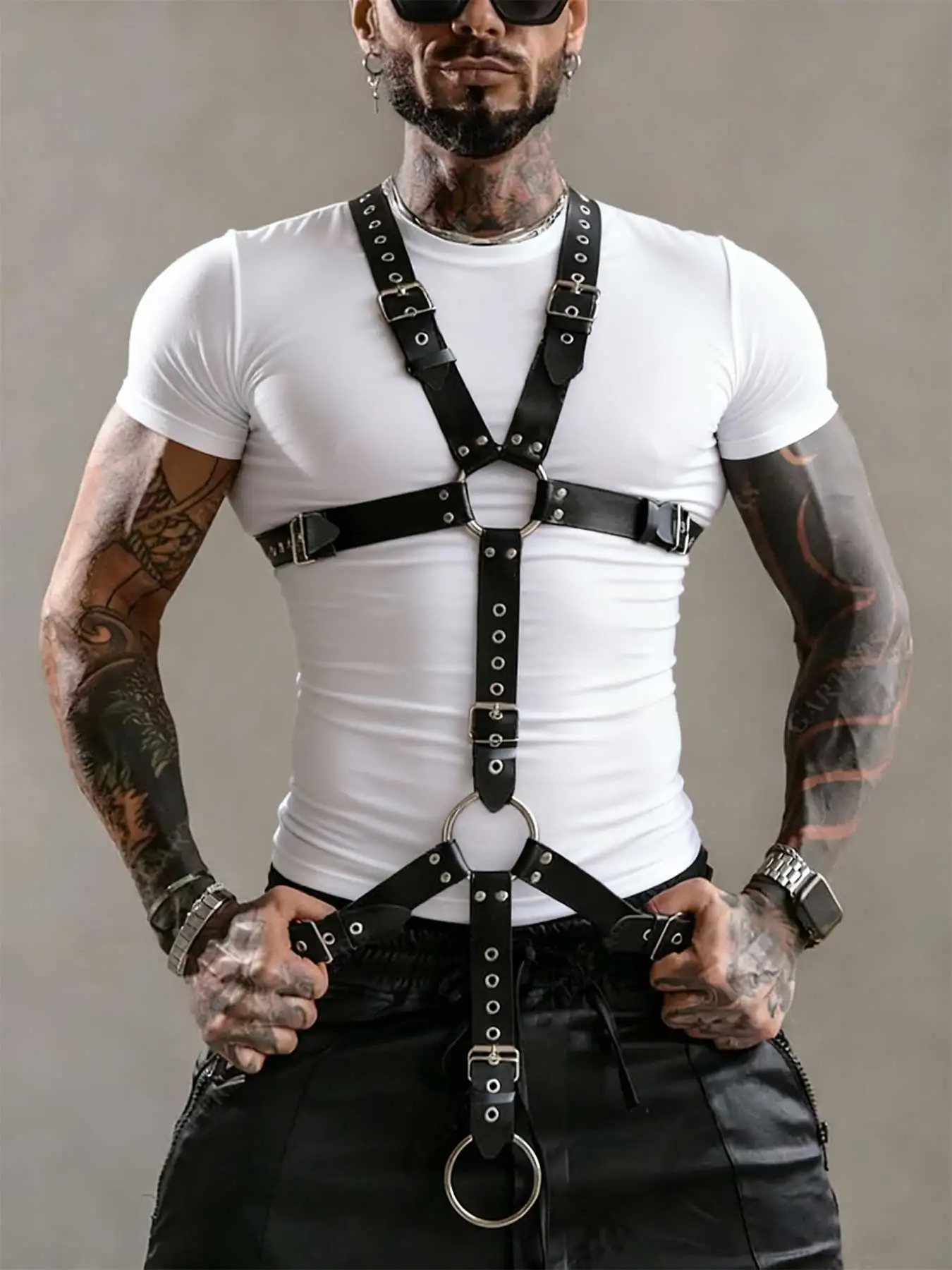 Men's Adjustable Leather Bondage Strap - Punk Goth Style, Featuring Buckle Straps and O-Ring Details, Perfect for Carnival Part
Men's Adjustable Leather Bondage Strap - Punk Goth Style, Featuring Buckle Straps and O-Ring Details, Perfect for Carnival Part