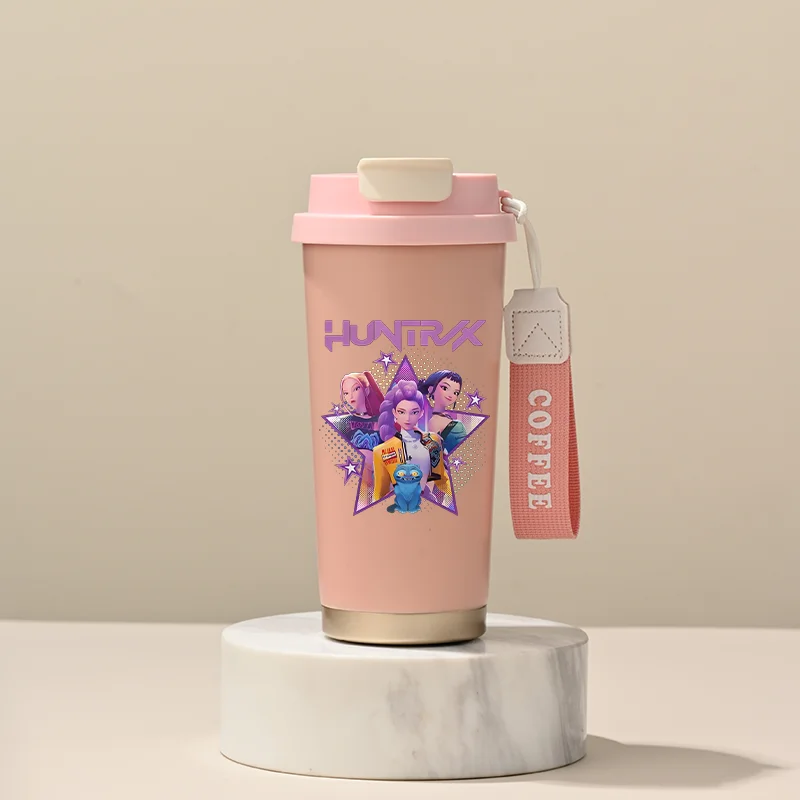 Demon Hunters Kpop термокружка из нержавеющей стали, бутылка для воды для кофе, чашка для напитков, герметичная дорожная модная ручная посуда для напитков
Demon Hunters Kpop термокружка из нержавеющей стали, бутылка для воды для кофе, чашка для напитков, герметичная дорожная модная ручная посуда для напитков