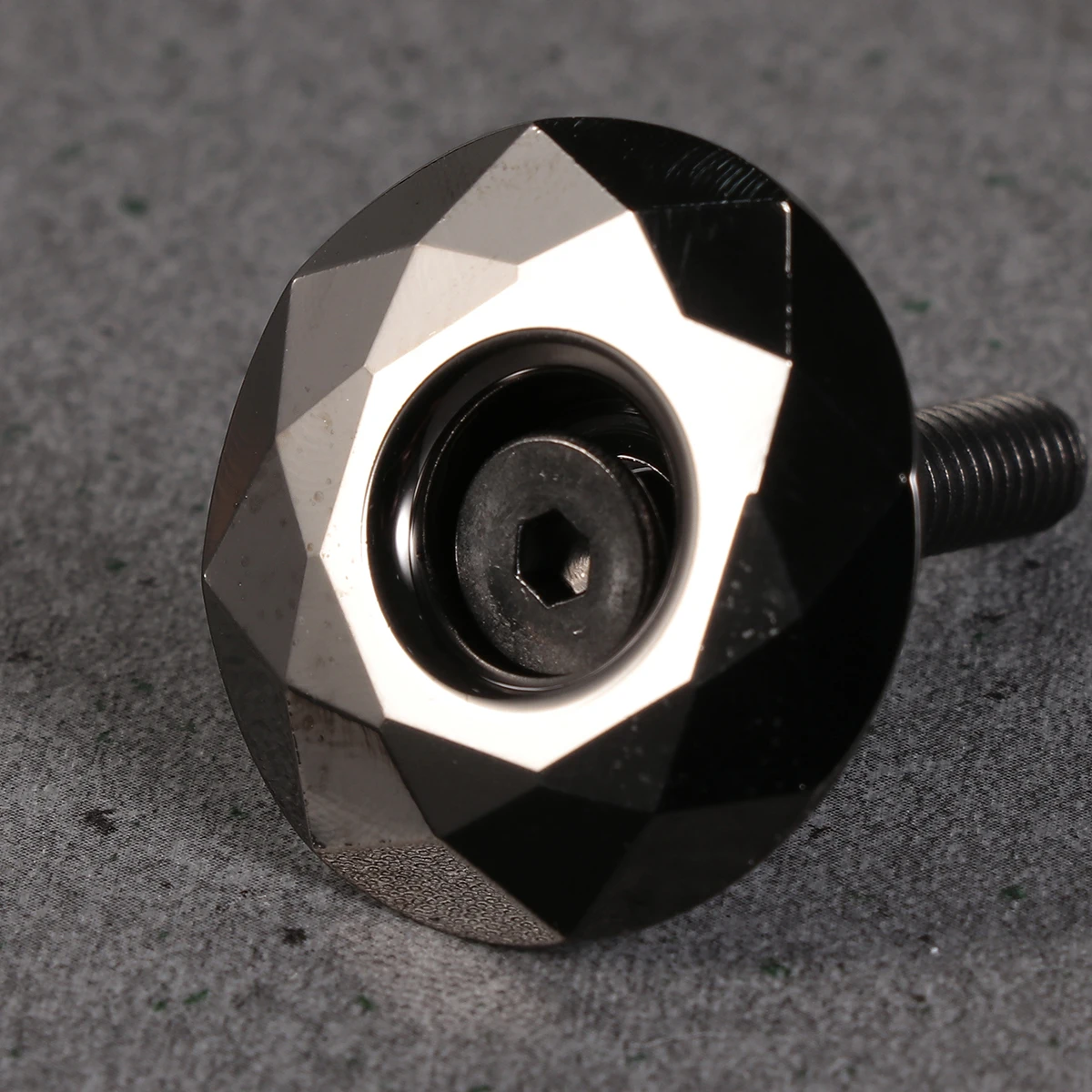 Bicycle Headset Cap Aluminium Alloy 28.6Mm Front Fork Mounting For Mountain Bike Bike Refit Accessories Fork Cap Shiny
Bicycle Headset Cap Aluminium Alloy 28.6Mm Front Fork Mounting For Mountain Bike Bike Refit Accessories Fork Cap Shiny