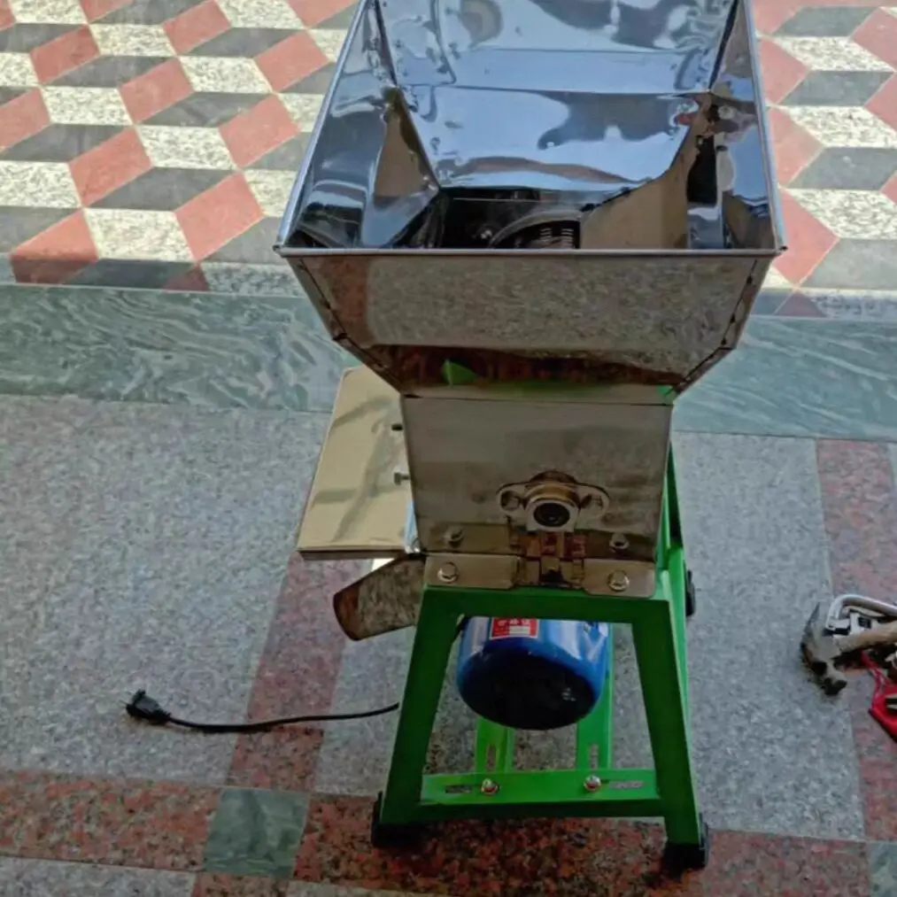 Cassava Powder Grinder Feed Crusher Commercial Electric Sweet Potato Grinder Taro Wet Starch Pulping Refiner Extractor Separato
Cassava Powder Grinder Feed Crusher Commercial Electric Sweet Potato Grinder Taro Wet Starch Pulping Refiner Extractor Separato