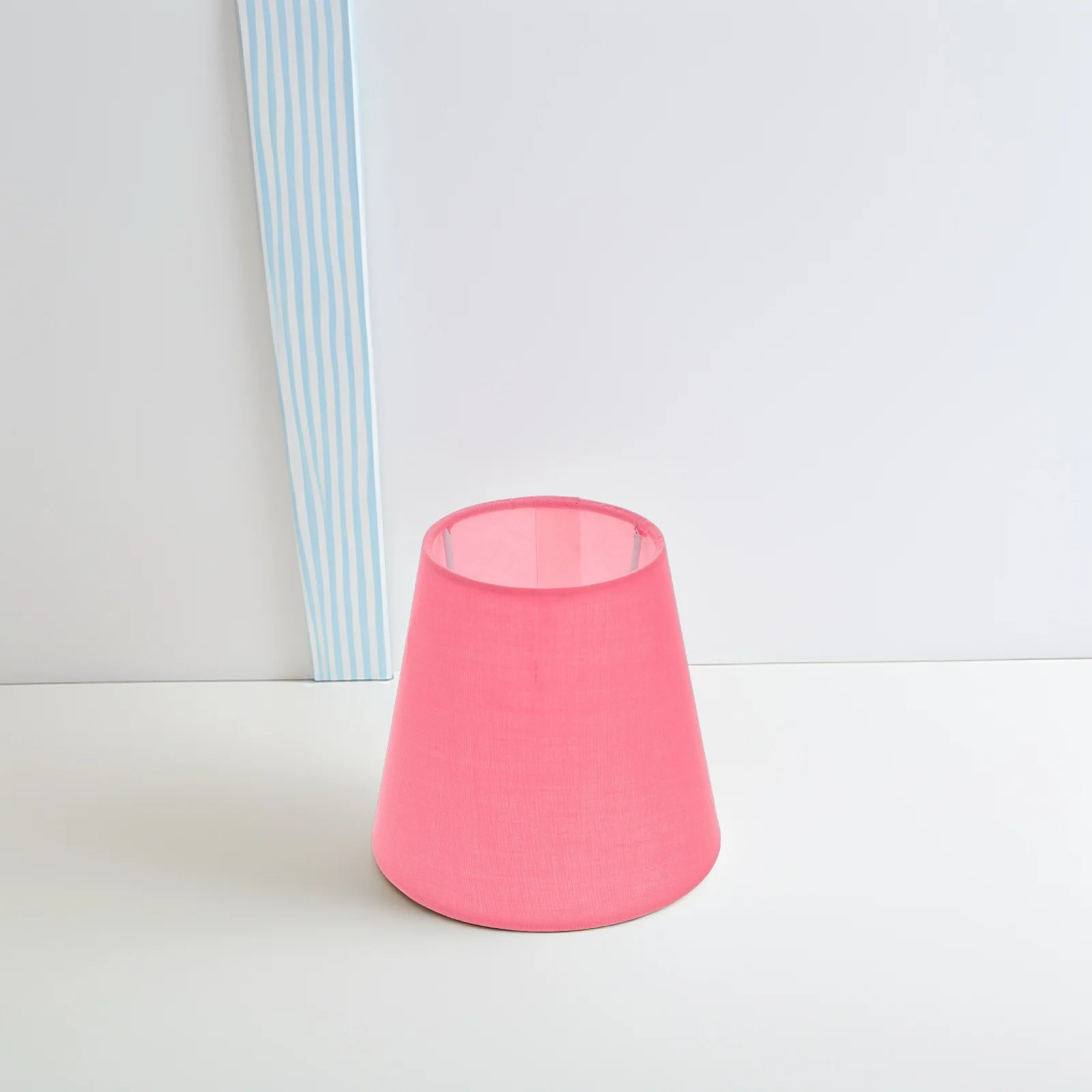 Macaron Color Fabric Lamp Shades Hanging Lamp Cover Pink Beige Light Shade Large Chandelier Ceiling Lampshade Sturdy Practical
Macaron Color Fabric Lamp Shades Hanging Lamp Cover Pink Beige Light Shade Large Chandelier Ceiling Lampshade Sturdy Practical