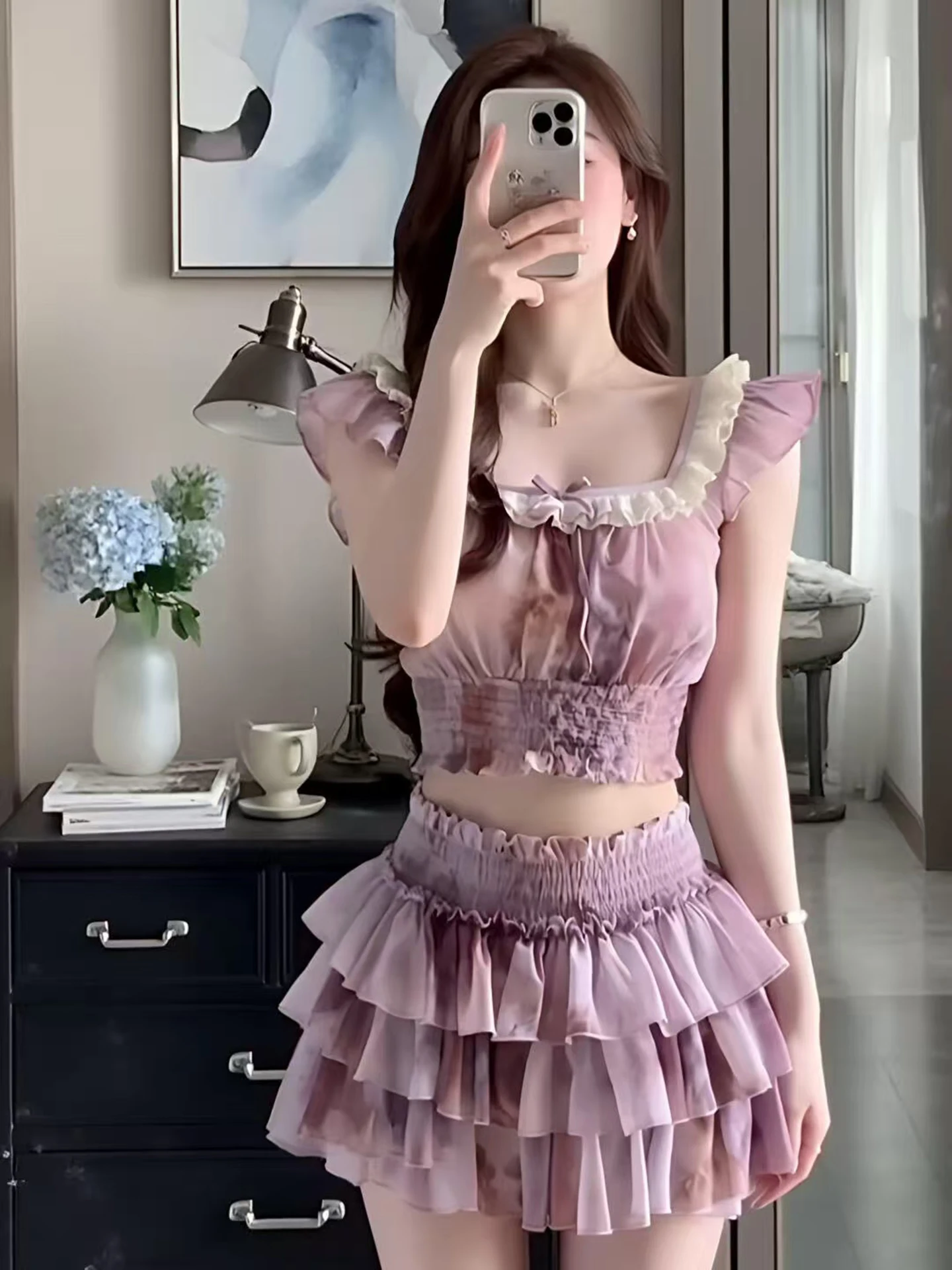 Floral Print Waist-Cinching Sleeveless Top And Short Skirt Set Women's Fashion Spring 2026 Slimming Cake Style Two-Piece Suit
Floral Print Waist-Cinching Sleeveless Top And Short Skirt Set Women's Fashion Spring 2026 Slimming Cake Style Two-Piece Suit