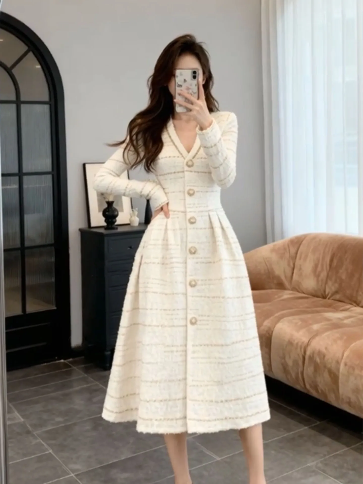 Ele White angFeng Sle Long Dr Waist-Cinching High Waist A-Line Skirt Polyester Fiber Long Sve V-Ne Casual Wear
Ele White angFeng Sle Long Dr Waist-Cinching High Waist A-Line Skirt Polyester Fiber Long Sve V-Ne Casual Wear