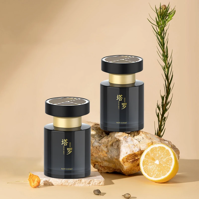 Car Aroma Diffuser Perfume Fragrance Odor Removal Decorative Air Freshener - Automobile Interior Scented Oil Deodorizer
Car Aroma Diffuser Perfume Fragrance Odor Removal Decorative Air Freshener - Automobile Interior Scented Oil Deodorizer