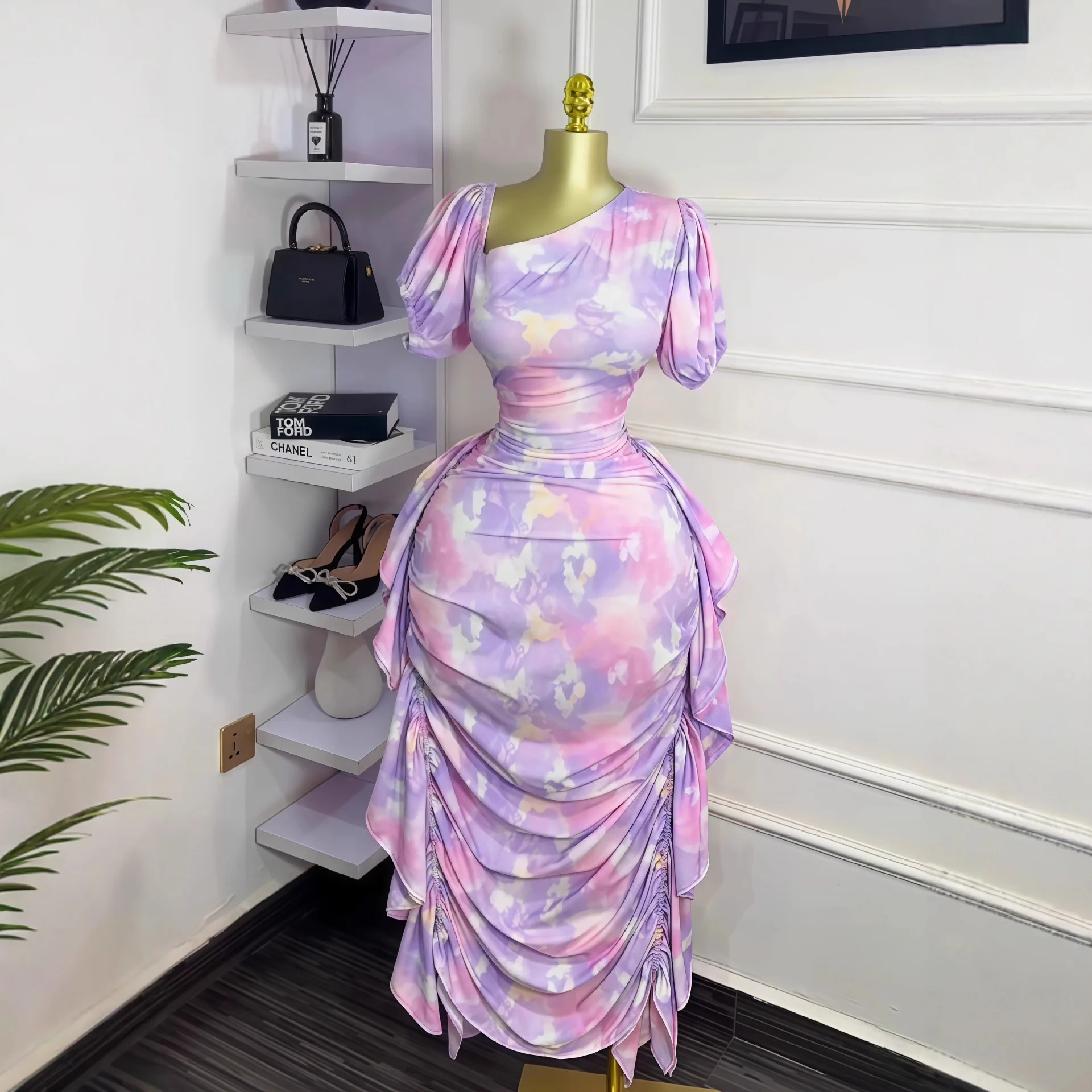 Women's Fashion 2026 Early Autumn New Puff Sleeve Asymmetrical Neck Printed Ruffle Slim Fit Elegant Dress
Women's Fashion 2026 Early Autumn New Puff Sleeve Asymmetrical Neck Printed Ruffle Slim Fit Elegant Dress