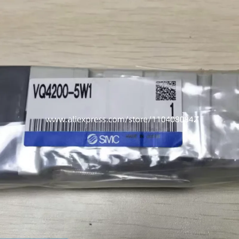 New SMC valve VQ4200-5W1 VQ5300-5 VQ5351-5GB VQ5300-5W1
New SMC valve VQ4200-5W1 VQ5300-5 VQ5351-5GB VQ5300-5W1