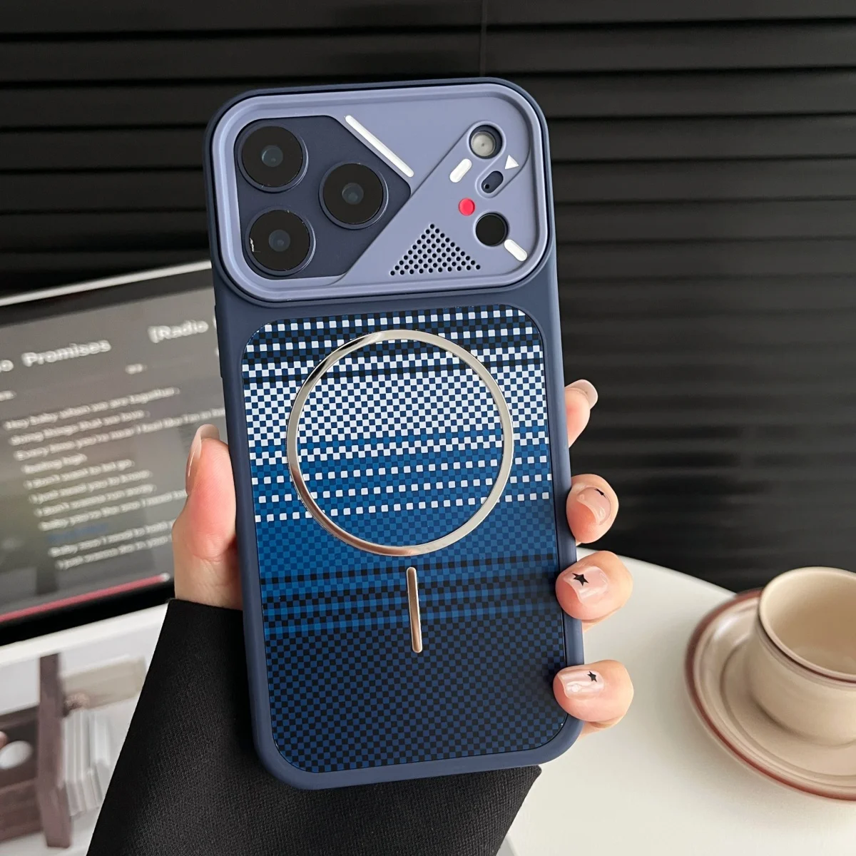 Luxury Carbon Fiber Kevlar Aramid Striped Texture Case For iPhone 17 16 15 14 13 Pro Max For Magsafe Magnetic Anti-slip Cover
Luxury Carbon Fiber Kevlar Aramid Striped Texture Case For iPhone 17 16 15 14 13 Pro Max For Magsafe Magnetic Anti-slip Cover