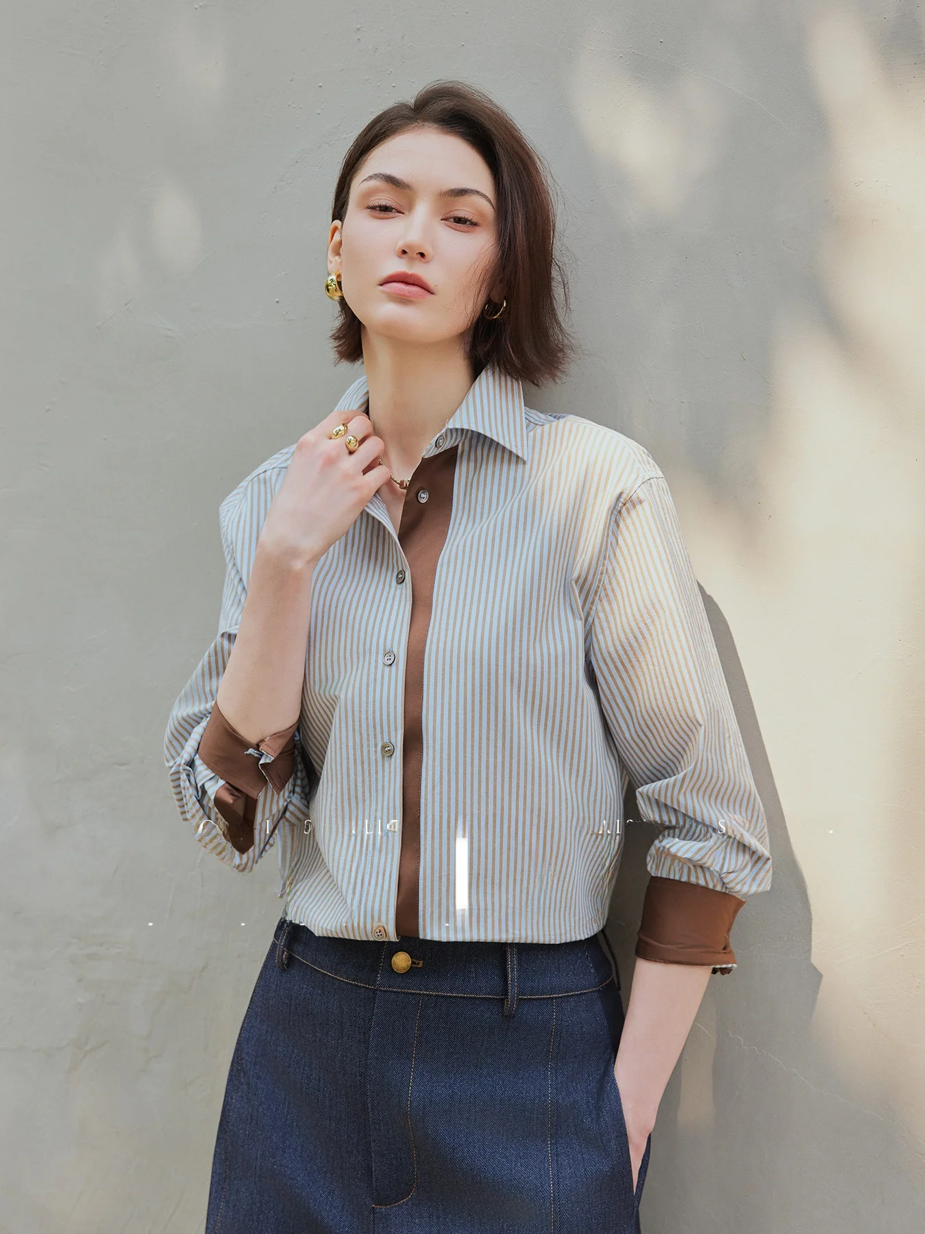 the Diva Fashionable Water Fog Blue Contrast Color Patchwork Commute Long Velvet Cotton Anti-Wrinkle Stripe Long Sleeve Shirt
the Diva Fashionable Water Fog Blue Contrast Color Patchwork Commute Long Velvet Cotton Anti-Wrinkle Stripe Long Sleeve Shirt