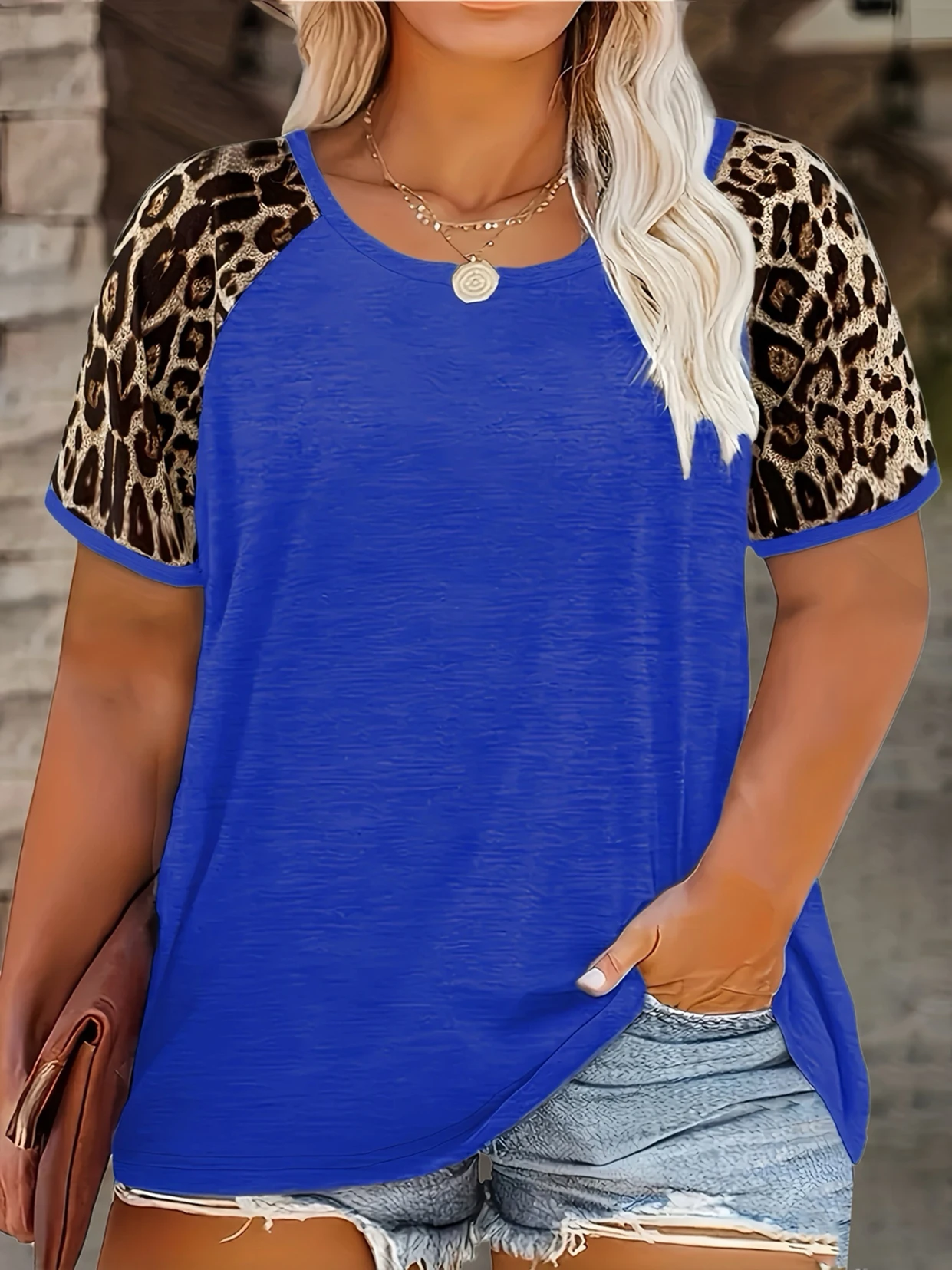 Plus Size Women's Casual Leopard Print Color Block Round Neck T-Shirt | Fashionable Short Sleeve Top
Plus Size Women's Casual Leopard Print Color Block Round Neck T-Shirt | Fashionable Short Sleeve Top