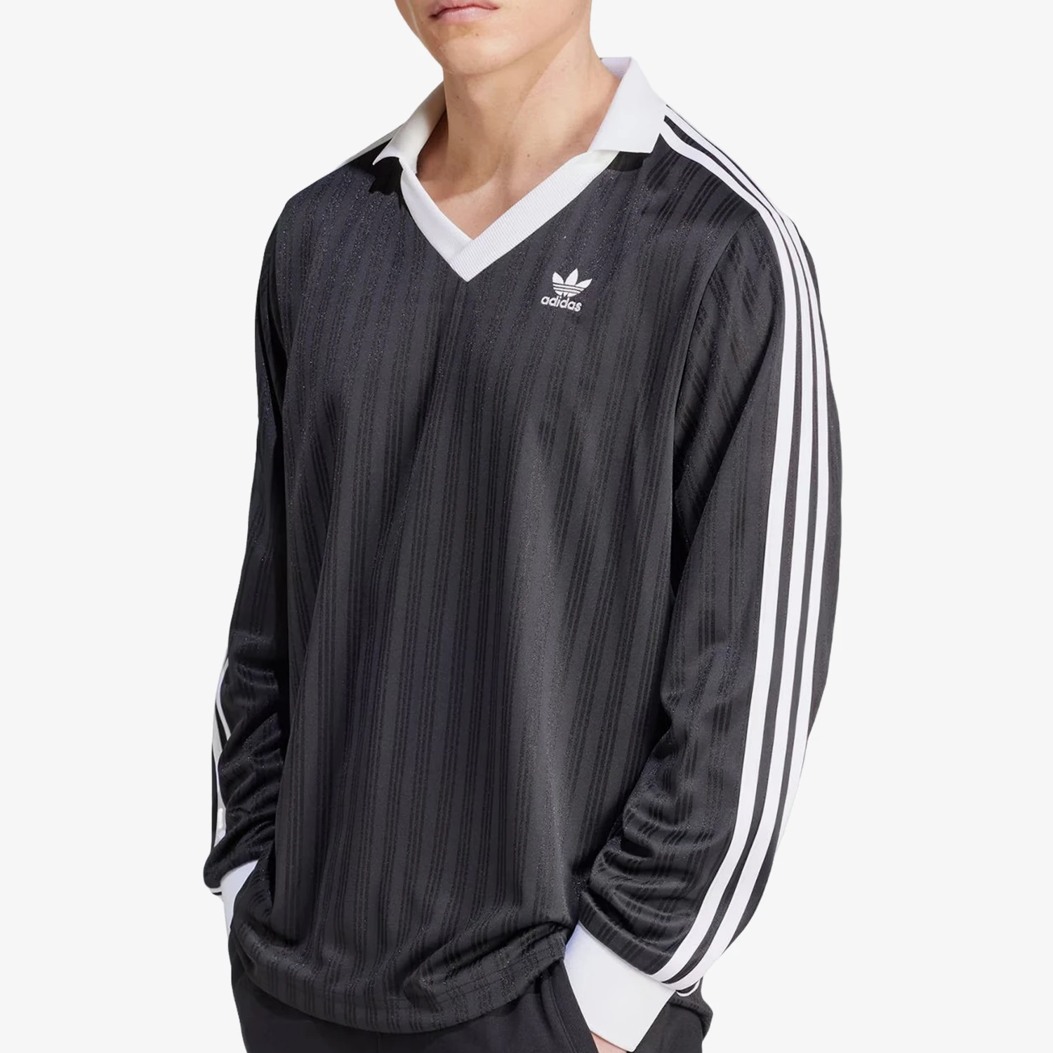 Adidas Official Authentic Three Stripes Men's Classic V-Neck Casual Sport Long Sleeve IZ4808
Adidas Official Authentic Three Stripes Men's Classic V-Neck Casual Sport Long Sleeve IZ4808