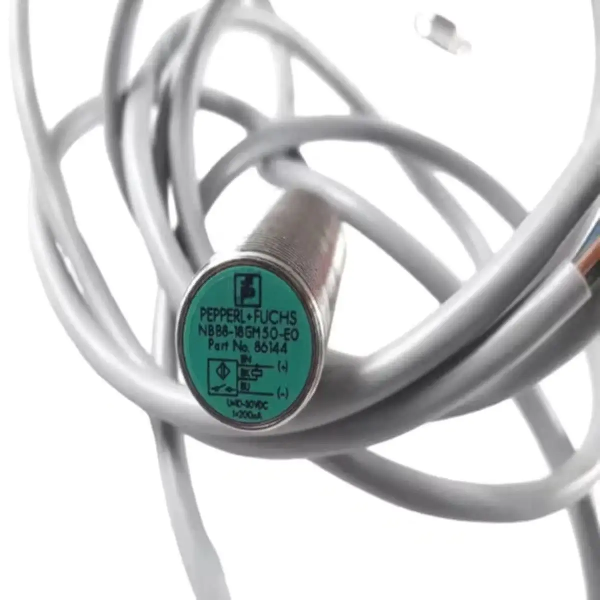 Inductive sensor NBB8-18GM50-E0 086144
Inductive sensor NBB8-18GM50-E0 086144