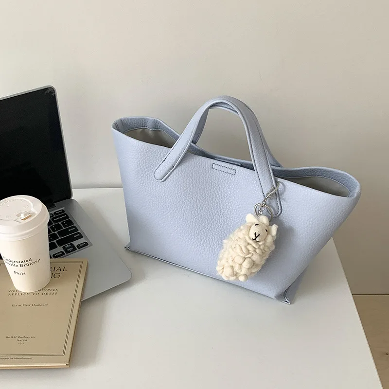 PU Leather Bags for Women New High Quality Handbags and Purses Large Shopper Purses Casual Soft Tote Women Bag
PU Leather Bags for Women New High Quality Handbags and Purses Large Shopper Purses Casual Soft Tote Women Bag