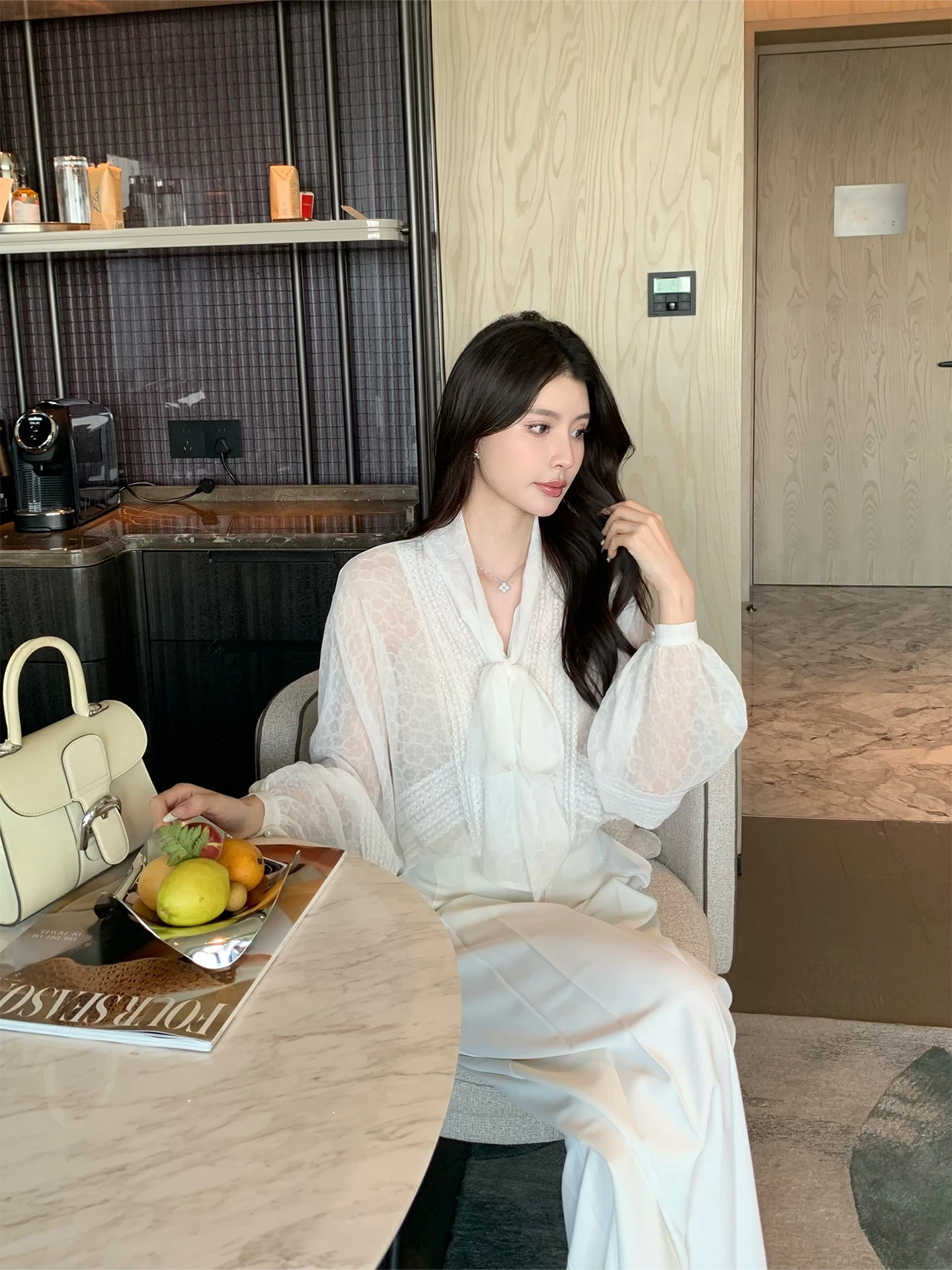 Kun Total White Lace irt Women's Chiffon Long Sve Early Spring New Sle Cleanfit Straight Cut Polyester Skin-friendly B...
Kun Total White Lace irt Women's Chiffon Long Sve Early Spring New Sle Cleanfit Straight Cut Polyester Skin-friendly B...