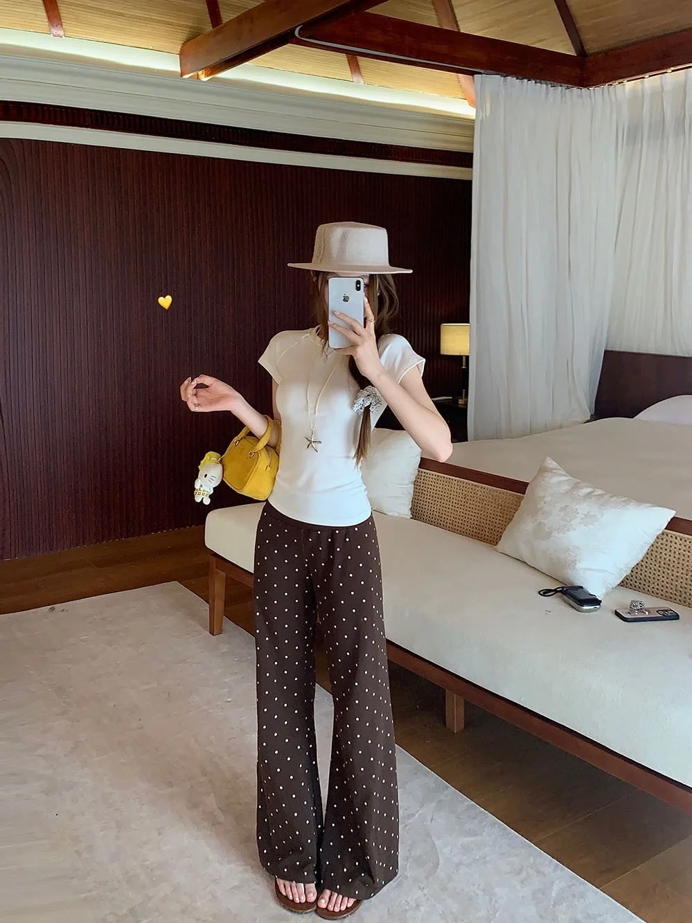 Retro Low Waist Polka Dot Casual Pants Women Summer Loose Straight Leg Floor Length Trousers Comfortable Walking Pants
Retro Low Waist Polka Dot Casual Pants Women Summer Loose Straight Leg Floor Length Trousers Comfortable Walking Pants