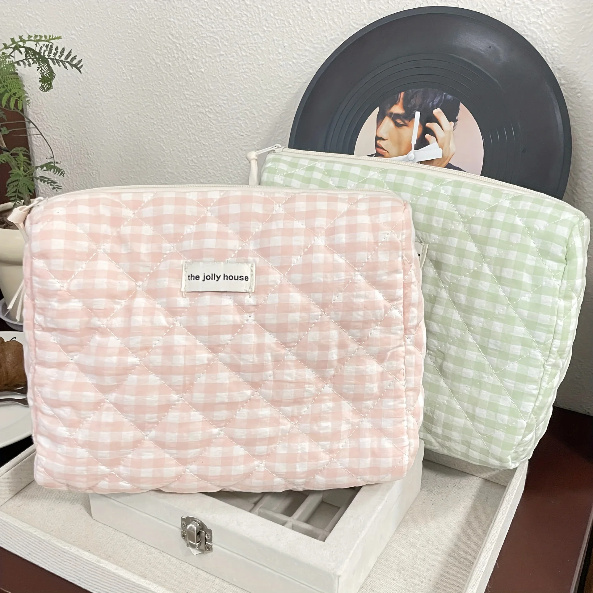 Solid Color Plaid Makeup Bag Travel Cosmetic Pouch Large Soft Cosmetic Organizer Pouch, Zipper Make Up Organizer Toiletry Bag
Solid Color Plaid Makeup Bag Travel Cosmetic Pouch Large Soft Cosmetic Organizer Pouch, Zipper Make Up Organizer Toiletry Bag
