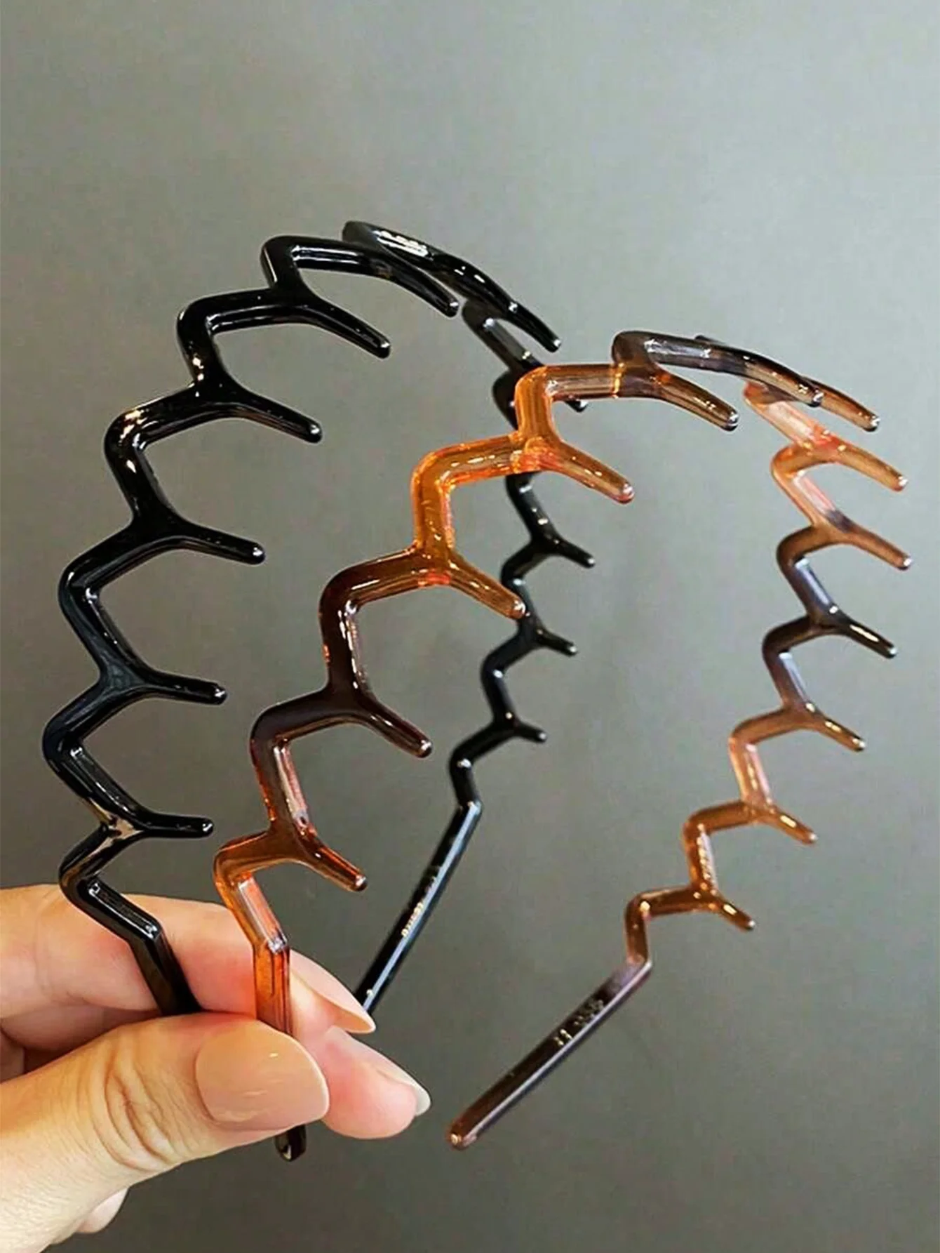 2pcs Ladies' Simple Basic Hair Hoop With Big Wavy Shape, Makeup Headband, Plastic Hair Hoop With Elegant Style, Hair Accessory H
2pcs Ladies' Simple Basic Hair Hoop With Big Wavy Shape, Makeup Headband, Plastic Hair Hoop With Elegant Style, Hair Accessory H