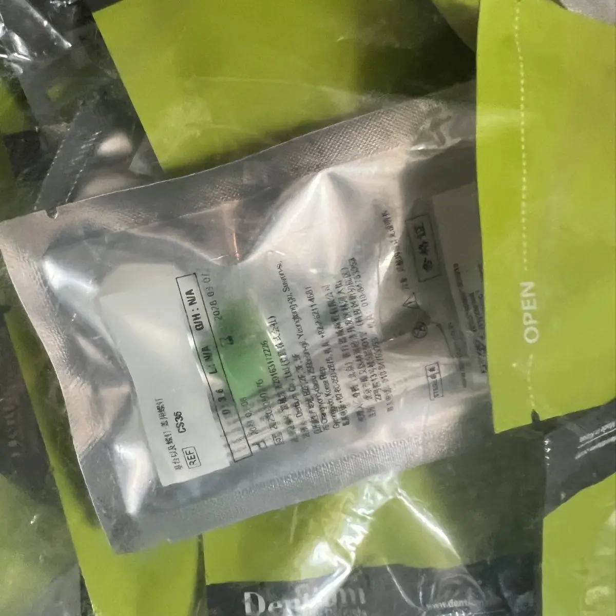 1pcs Original Cover Screws Original Accessories Oral Implant Accessories Implant Materials Dental Tools Oral Consumables
1pcs Original Cover Screws Original Accessories Oral Implant Accessories Implant Materials Dental Tools Oral Consumables