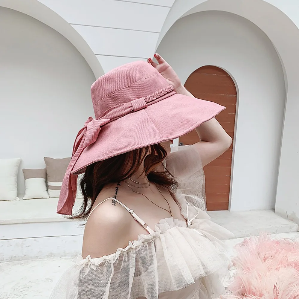 Fashion Wide Brimmed Women's Sun Hat with Bowknot Foldable Sunscreen Visor Cap Soft Korean Style Bucket Hat Street Wear
Fashion Wide Brimmed Women's Sun Hat with Bowknot Foldable Sunscreen Visor Cap Soft Korean Style Bucket Hat Street Wear
