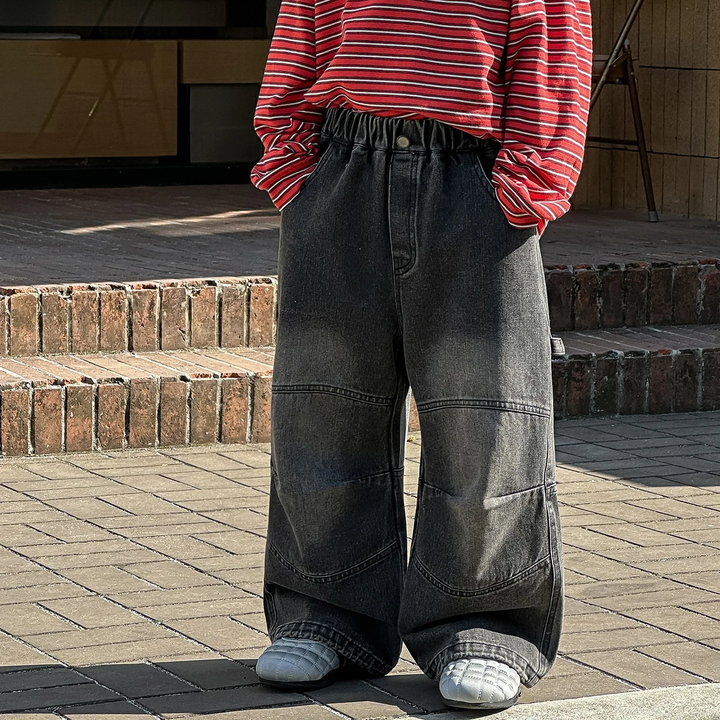 2026 Spring Collection Korean Style Boys' Jeans New Arrival Loose Fit Spring Pants for Kids
2026 Spring Collection Korean Style Boys' Jeans New Arrival Loose Fit Spring Pants for Kids