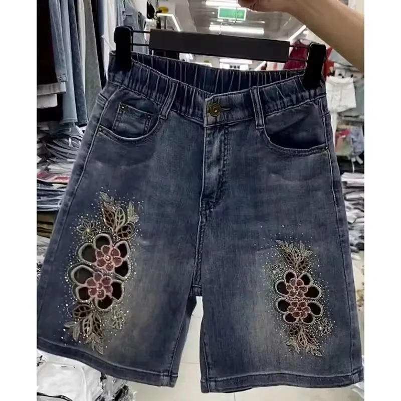 2026 Summer NewFashion High-waisted Slim Short Jeans Women's Embroidered Rhinestones Thin Wide-leg Shorts Female Denim Pants
2026 Summer NewFashion High-waisted Slim Short Jeans Women's Embroidered Rhinestones Thin Wide-leg Shorts Female Denim Pants