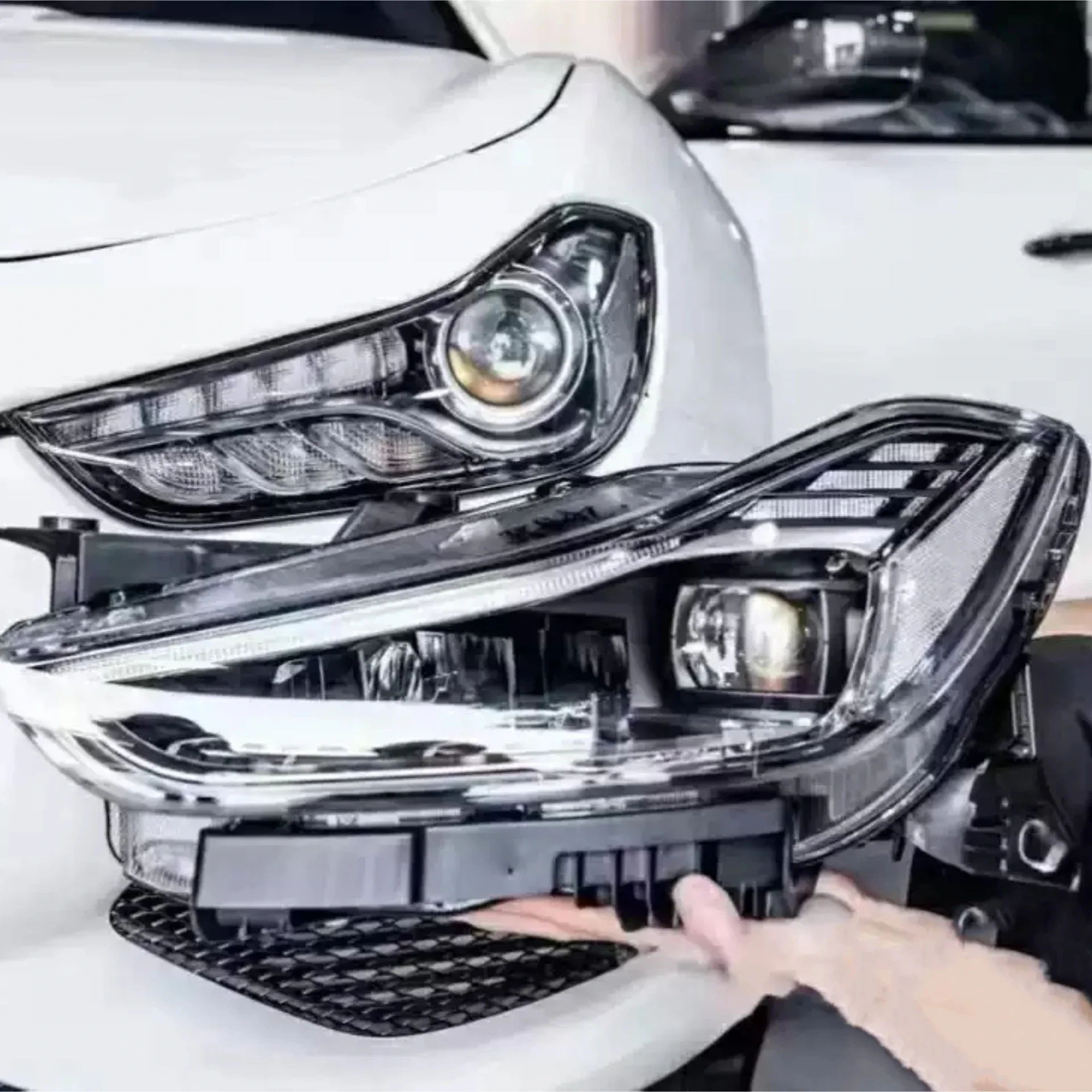 Фара в сборе для Maserati Ghibli, обновленный новый стиль, светодиодные дневные ходовые огни, указатель поворота, автомобильные аксессуары
Фара в сборе для Maserati Ghibli, обновленный новый стиль, светодиодные дневные ходовые огни, указатель поворота, автомобильные аксессуары
