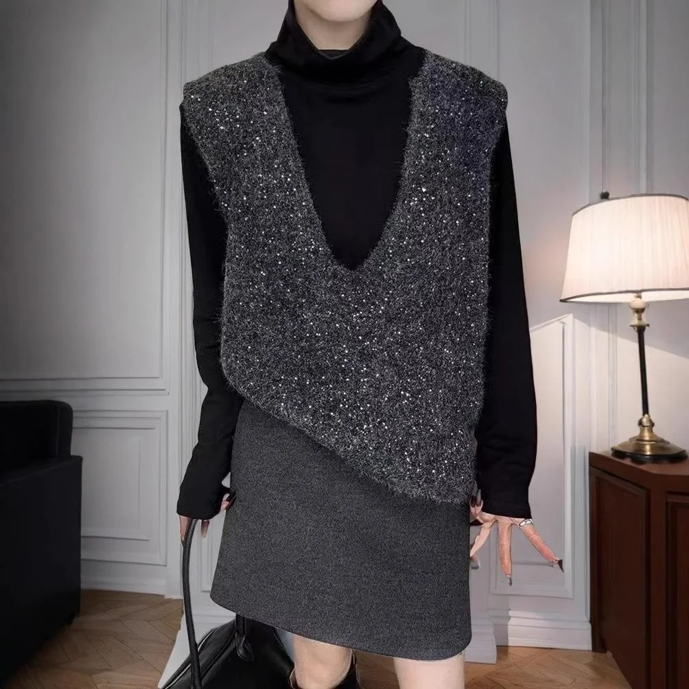 Glitter Vneck Knit Vest Women's Coat Retro Style Inner Wear Regular Length Color Block Pattern Fashionable Ladies Jacket
Glitter Vneck Knit Vest Women's Coat Retro Style Inner Wear Regular Length Color Block Pattern Fashionable Ladies Jacket
