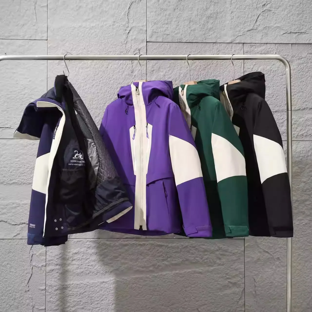 Высококачественная лыжная куртка на гусином пуху, противоветрозащитная водонепроницаемая футболка Bla Tech, защитная матрица, мужской и женский зимний комбинезон, пальто с воротником-стойкой
Высококачественная лыжная куртка на гусином пуху, противоветрозащитная водонепроницаемая футболка Bla Tech, защитная матрица, мужской и женский зимний комбинезон, пальто с воротником-стойкой