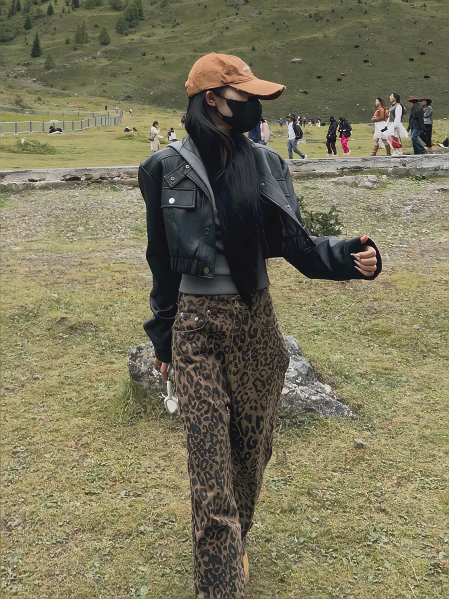 Biker Jaet And Leopard Print Jeans Women's Faion Two-Piece Set High-End Feel ort Leather Coat Spring 2026 New Sle
Biker Jaet And Leopard Print Jeans Women's Faion Two-Piece Set High-End Feel ort Leather Coat Spring 2026 New Sle
