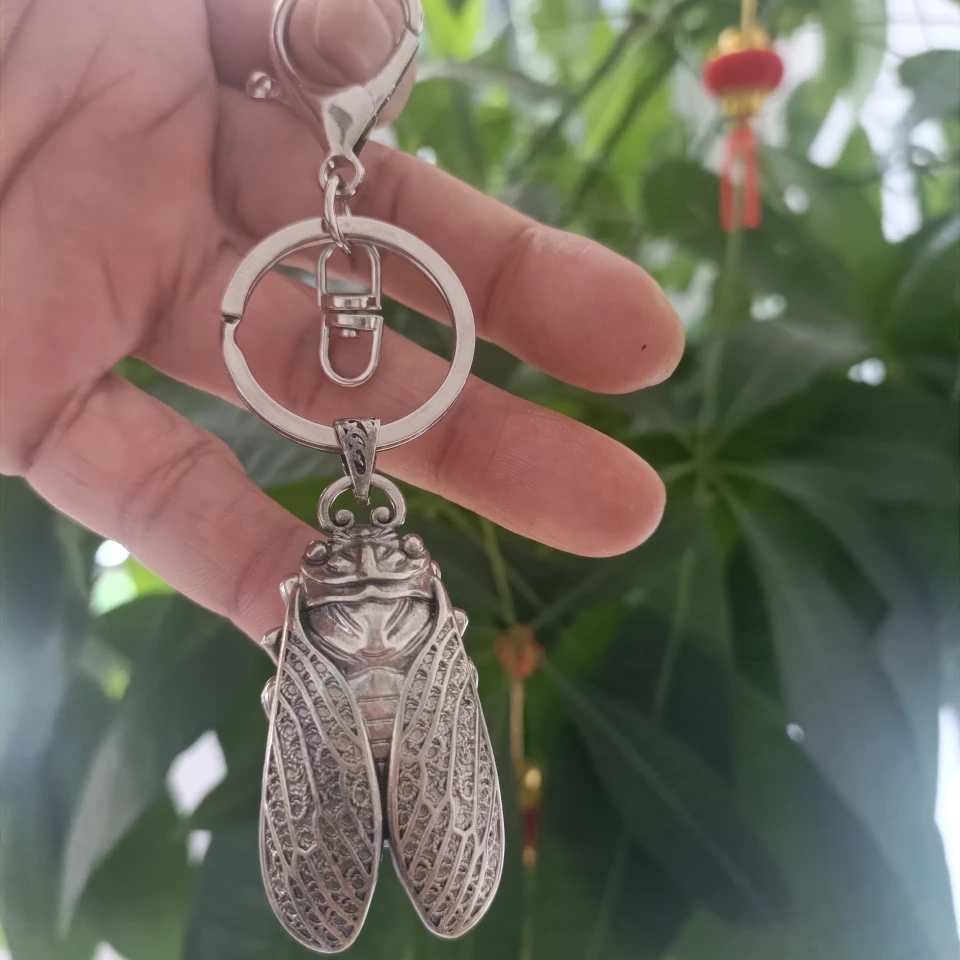 Unique Keyring Cute Cicada Key Chain for Men Wild Outing Keychain for Men Women Fashion Key Ring Gift
Unique Keyring Cute Cicada Key Chain for Men Wild Outing Keychain for Men Women Fashion Key Ring Gift