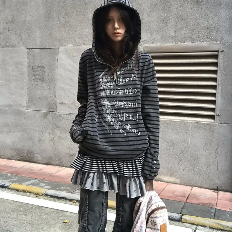 Y2k Subculture Long Sleeve Hoodie Women Casual Patchwork Striped Vintage Sweatshirt Zipper American Retro Spring Autumn
Y2k Subculture Long Sleeve Hoodie Women Casual Patchwork Striped Vintage Sweatshirt Zipper American Retro Spring Autumn