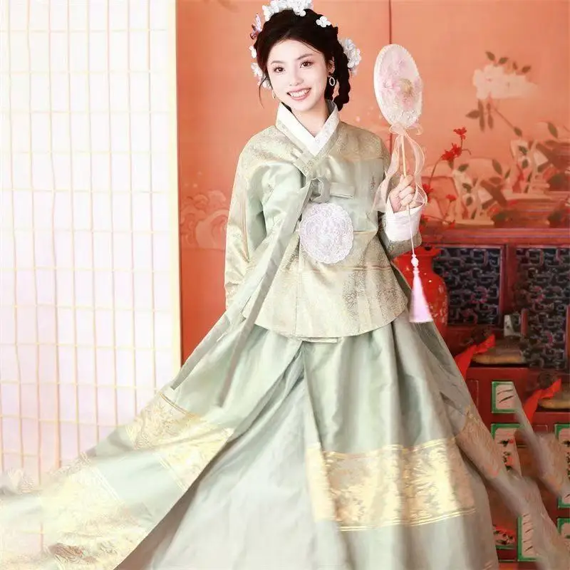 Court Style Hanbok Women's Korean Traditional Costume Hot Silver And Gold Plated Yanji Travel Wedding Photography Dress Hanboks
Court Style Hanbok Women's Korean Traditional Costume Hot Silver And Gold Plated Yanji Travel Wedding Photography Dress Hanboks