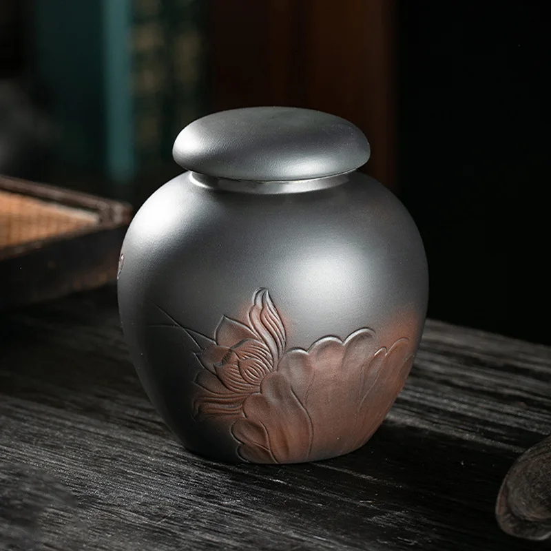 Ru kiln tea pot sealed storage porcelain pot household black tea green tea
Ru kiln tea pot sealed storage porcelain pot household black tea green tea