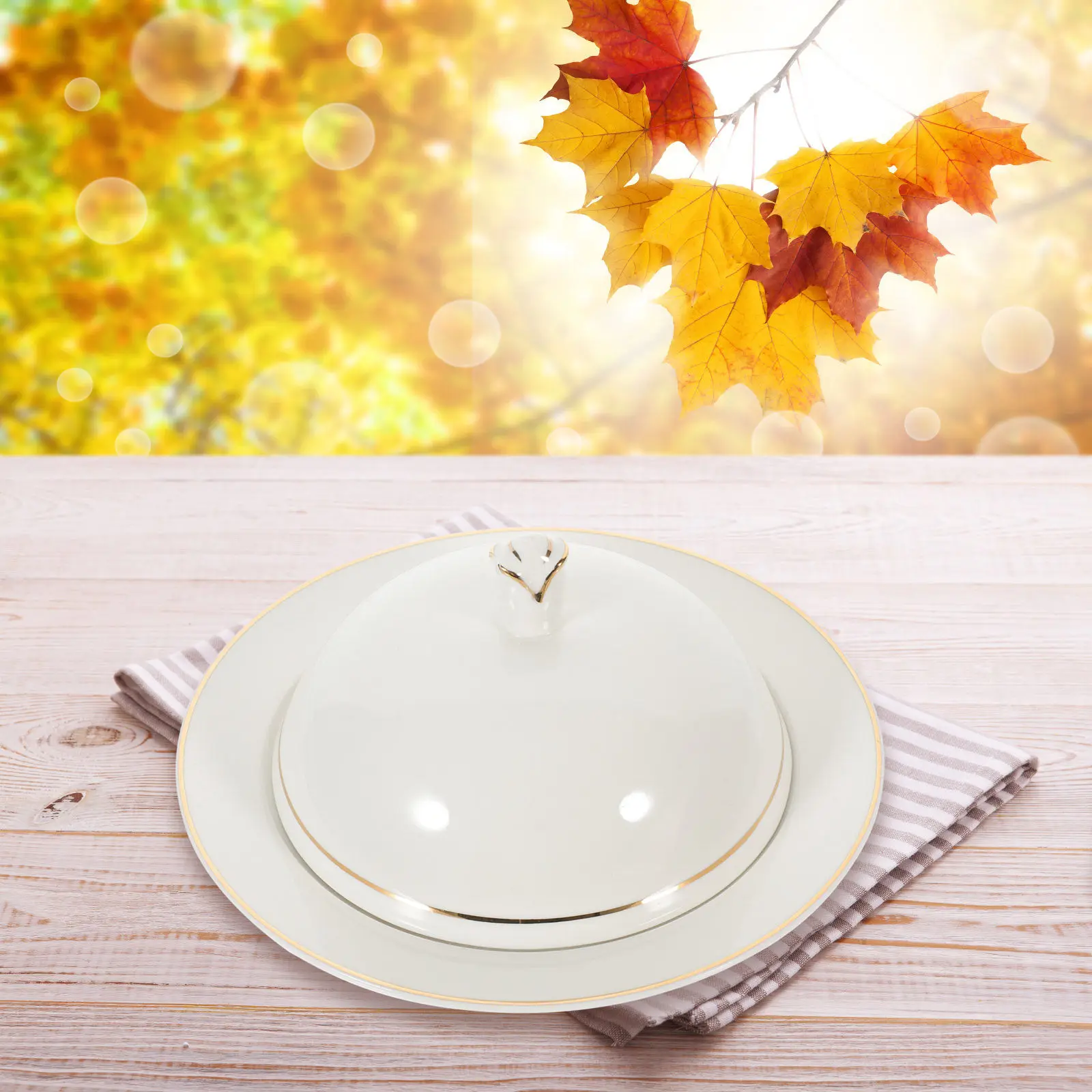 1Set Elegant Gold Trimmed Ceramic Plate Fine Crafted Round Tableware for Daily Meals Banquet Wedding Graduation Birthday
1Set Elegant Gold Trimmed Ceramic Plate Fine Crafted Round Tableware for Daily Meals Banquet Wedding Graduation Birthday