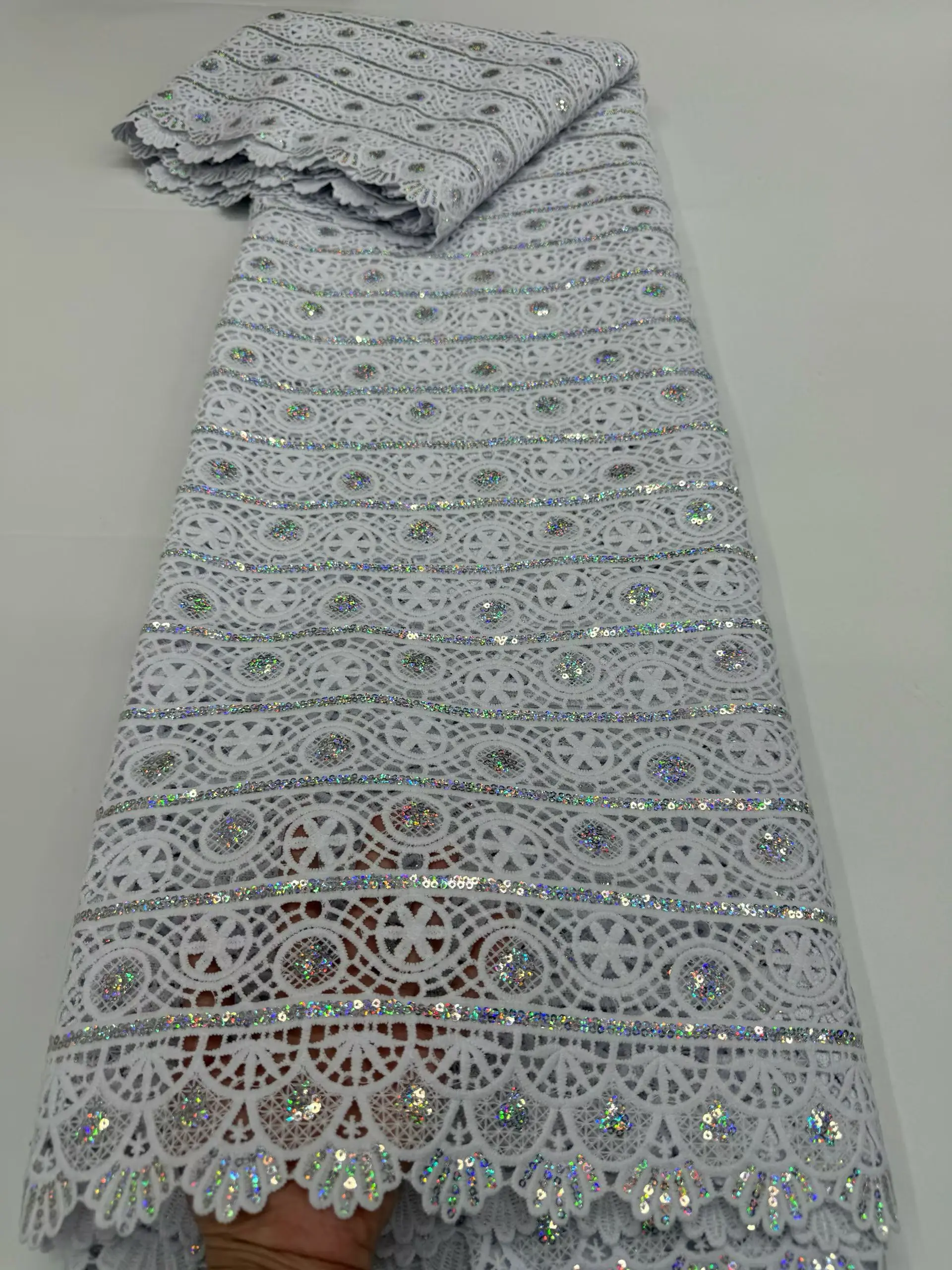 New Arrival White African Guipure Cord Lace Fabric With Sequins 2025 High Quality Nigerian Water Soluble Net Lace Fabric KR26104
New Arrival White African Guipure Cord Lace Fabric With Sequins 2025 High Quality Nigerian Water Soluble Net Lace Fabric KR26104
