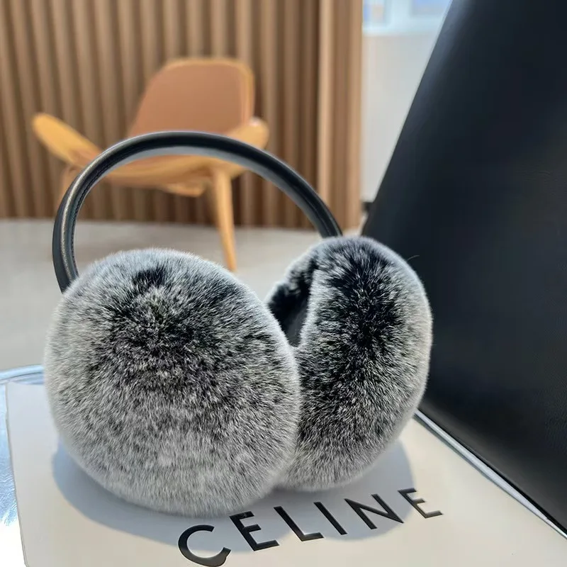 Наушники из 100% натурального меха для женщин, зимние меховые наушники, мягкие теплые кабельные пушистые наушники из настоящего кролика рекс для холодной погоды
Наушники из 100% натурального меха для женщин, зимние меховые наушники, мягкие теплые кабельные пушистые наушники из настоящего кролика рекс для холодной погоды